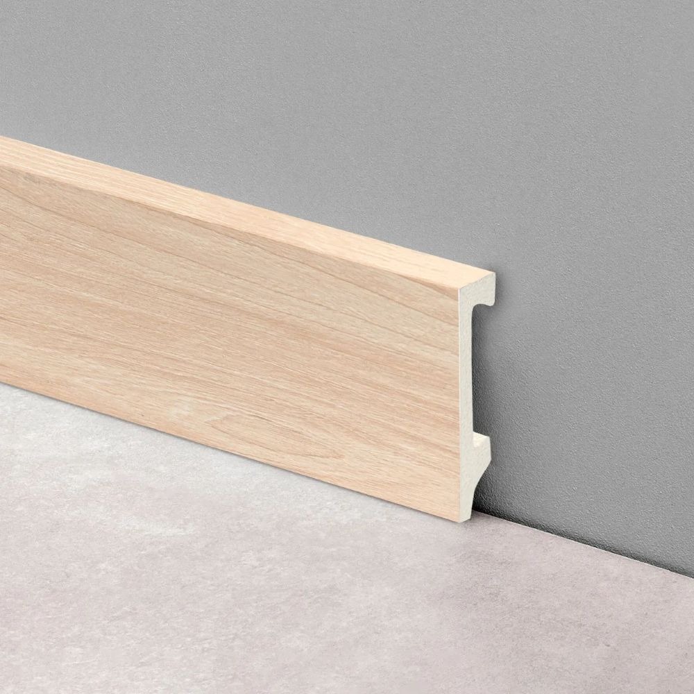 EPSILON ZÓCALO PLAIN 70mm x 15mm x 2,44m ROBLE NATURAL
