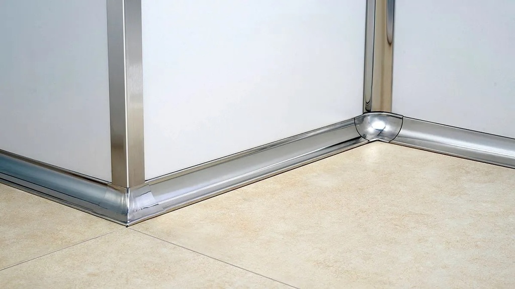 ACERO INOX. ESQ. SANIT 3 PLANOS INT. 38mm BRI