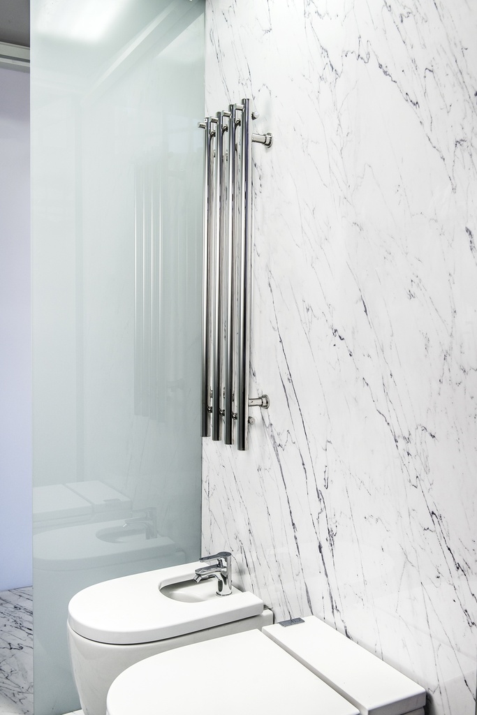 TOALLERO ELÉC. COCO SMART 95x26x8cm ACERO BRI