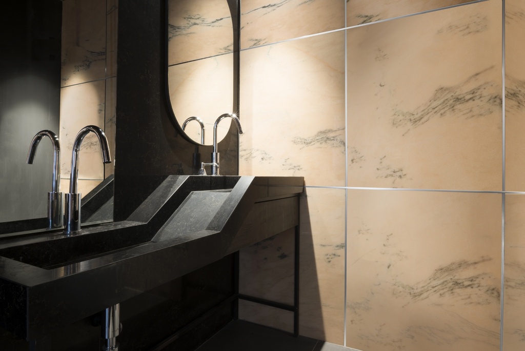 ALUMINIO LISTELLO CUAD. 9x9mm x2,45m CROMO MATE