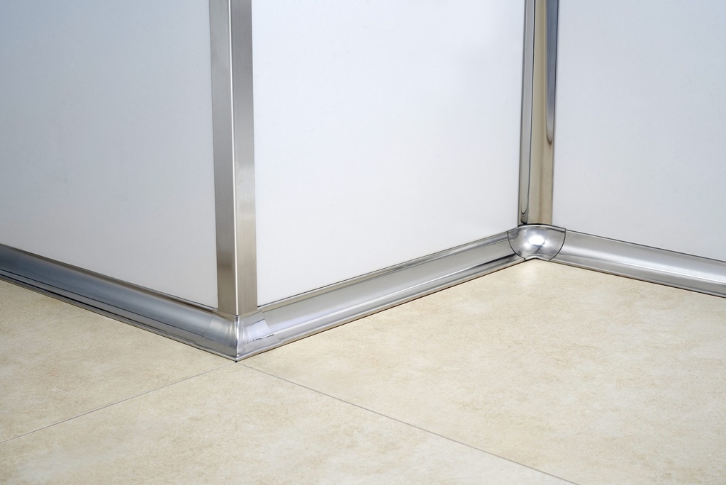 ACERO INOX. ZÓCALO SANIT. RETROFIT 38mm x 2,5m BRI