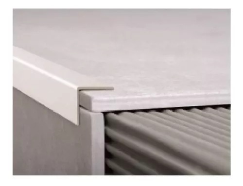 ALUMINIO TAPACANTO 16x16mm x 2,5m NATURAL