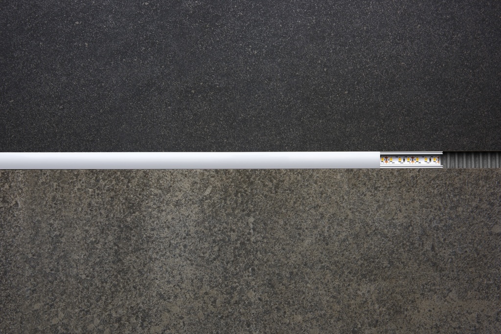 LUMIERE LISTELLO LED SIMPLE x 2,5m CROMO MATE