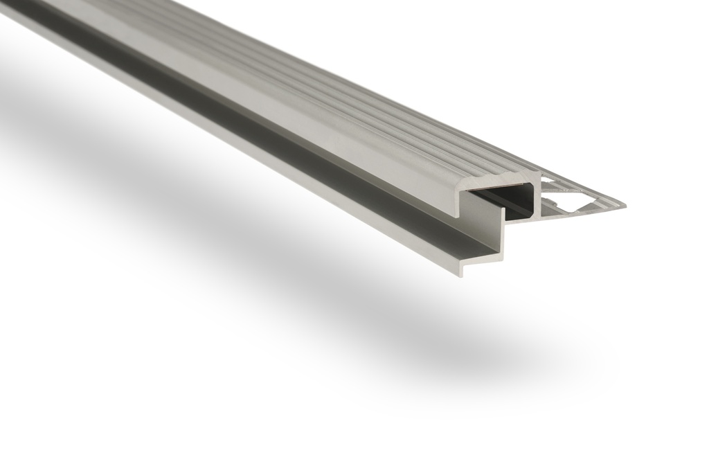 LUMIERE PROT ESC LED GRADA 10mm x 2,5m CR MATE